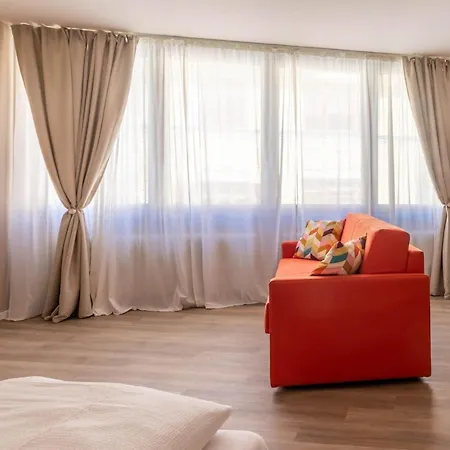 Iris Apartment