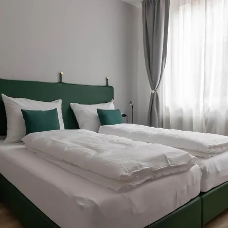 Iris Apartment